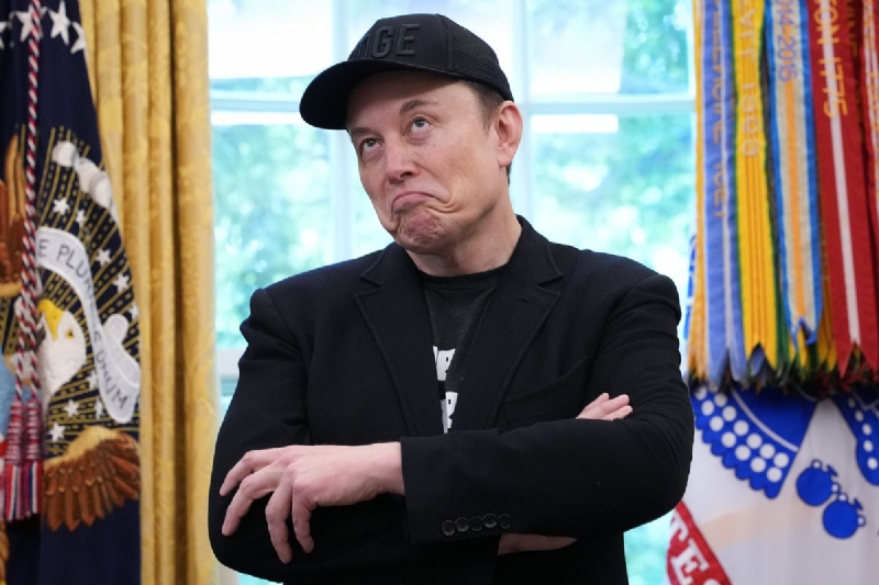GOP lawmaker says 'everybody knew' Elon Musk was exaggerating DOGE's achievements