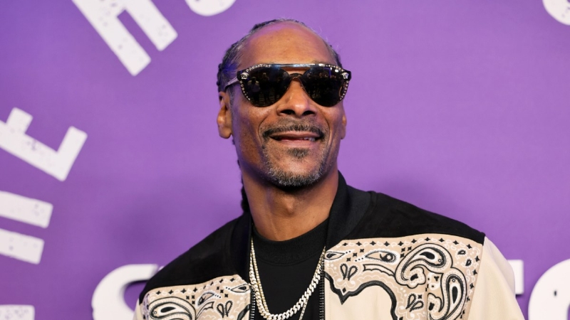Snoop Dogg Wants To Open A Burger Restaurant In Scotland