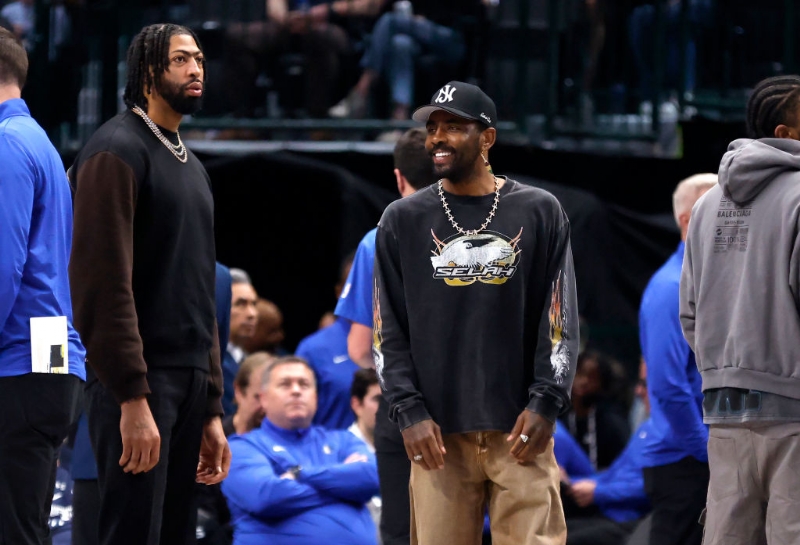 Kyrie Irving Wants To Join Struggling Esports Organization FaZe Clan