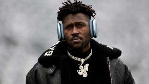 Antonio Brown Wanted for Attempted Murder Charge in Miami