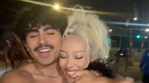 Doja Cat's Weird Encounter With Overzealous Fan Sparks Firestorm