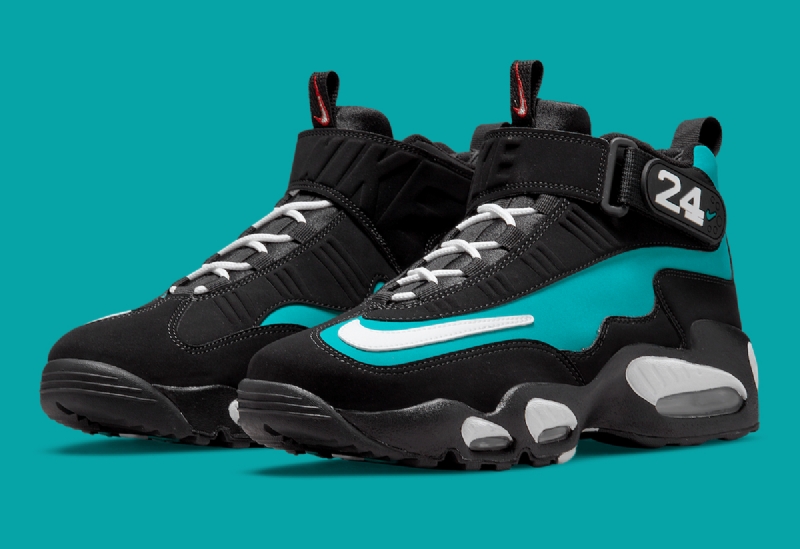 Air Griffey Max 1 "Freshwater" Returns With Classic Vibes