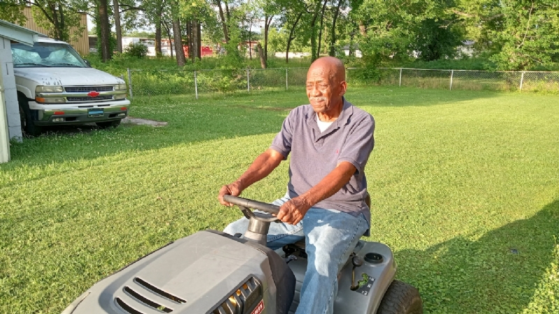 92-year-old takes on upkeep for blighted neighborhood after decades of Birmingham's broken promises