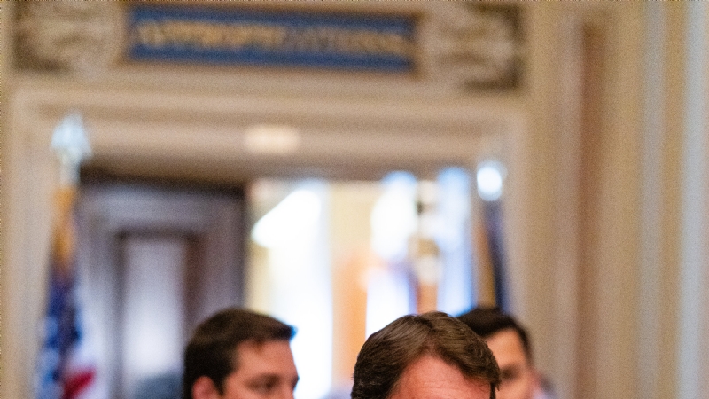 Senate Passes Cryptocurrency Bill, Handing Industry