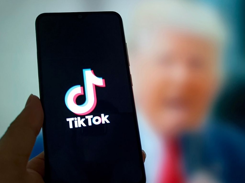 Donald Trump Extends Deadline For TikTok Ban