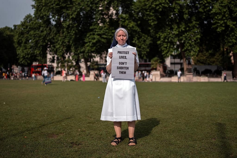 BREAKING NEWS: Catholic hospices face closure after MPs pass assisted suicide Bill