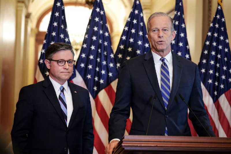 Trump administration briefed top Republicans before Iran strikes, but not Democrats