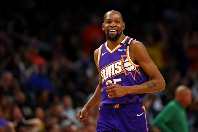 Kevin Durant finds out about Rockets trade while onstage at Fanatics Fest: 'We're gonna see man'
