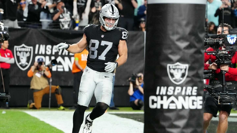 NFL Breakout Watch: Pro Football Focus Highlights Former Notre Dame Star