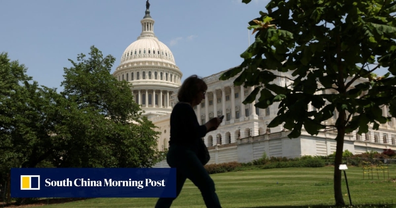Senate pushes ahead on Trump tax cuts as non-partisan analysis raises price tag