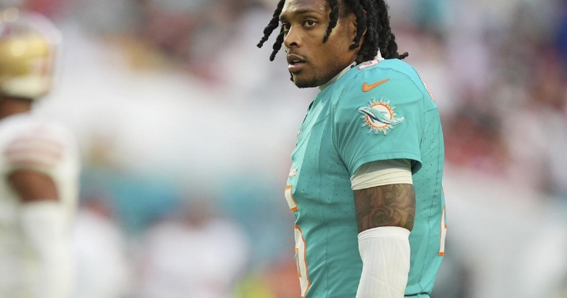 Dolphins trading CB Jalen Ramsey and TE Jonnu Smith to Steelers for S Minkah Fitzpatrick
