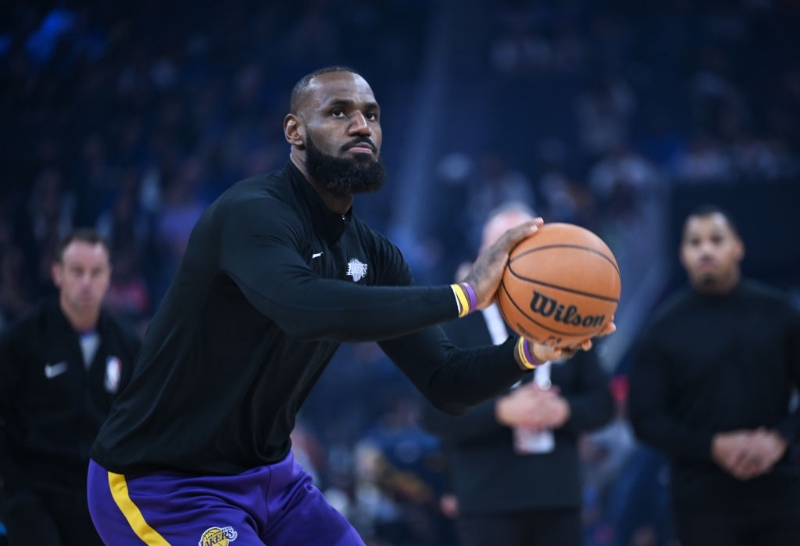 LeBron James Exercises $52.6M Option With Lakers