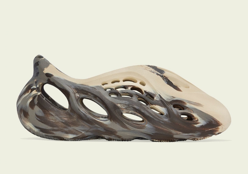 Kanye West's Adidas Yeezy Foam Runner "MX Cream Clay" Revealed