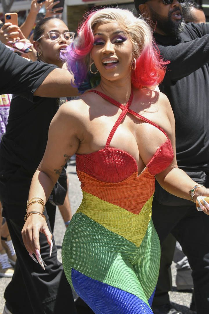 Cardi B Plots Lil Kim Collab For New Album "I Want This To Be Her Moment"