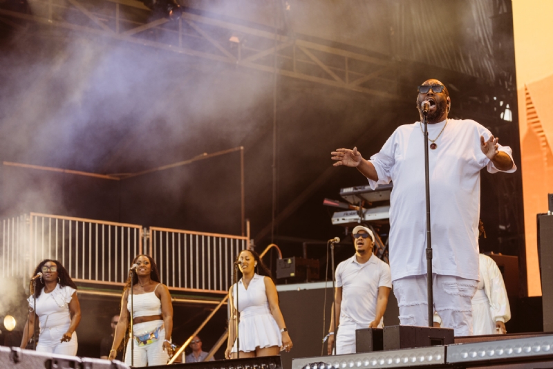 50 Cent Brings "Final Lap Tour" Lite To Canadian Festival Circuit; Killer Mike Takes It To Church: F