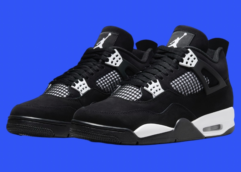 Air Jordan 4 "White Thunder" Officially Unveiled