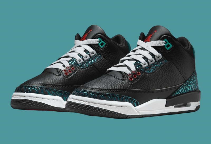 Air Jordan 3 GS "Moto" Gets Official Images