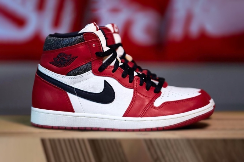 10 Most Iconic Air Jordan Moments From Michael Jordan's Career