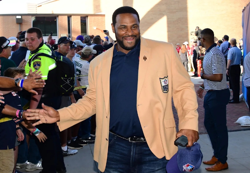 NFL Icon Jerome Bettis weighs in on the importance of franchise running backs