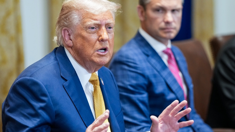 Trump Escalates Criticism of Putin After Restoring Arms Shipments to Ukraine