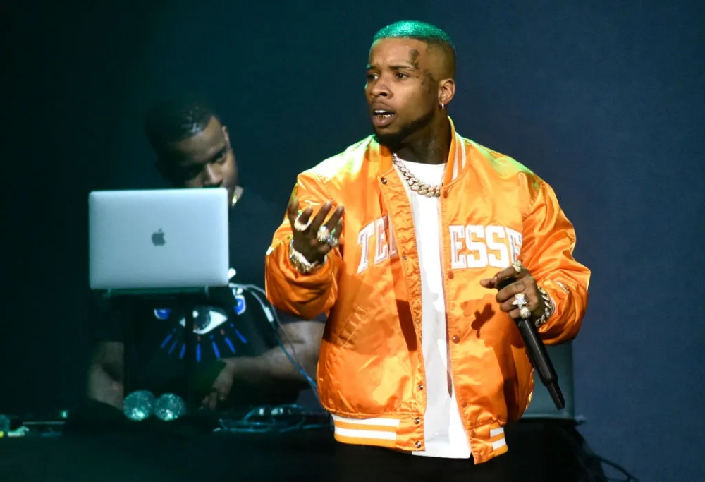 Tory Lanez's Dad Claims Rapper Will Be Released Soon Over "Hatchet Job" Charges, Social Media Not Bu