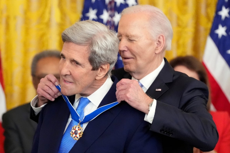 John Kerry skewers Biden on border and says 'Trump was right'