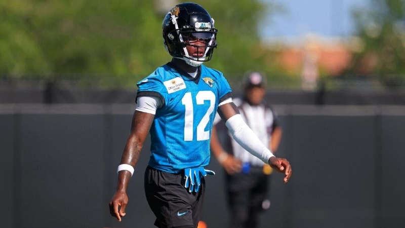 Fantasy Football Rankings 2025: Breakouts from NFL model that called Jayden Daniels' huge season