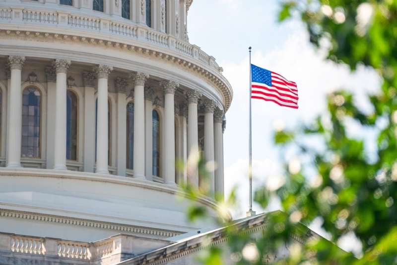 A U.S. Politics Professor Explains Why Creating a Third Party Isn't So Easy