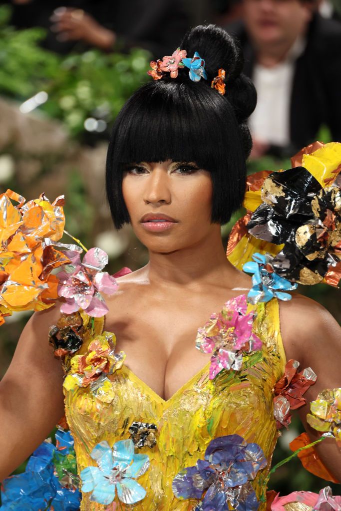 Here's Why Some Barbz Believe Nicki Minaj Tough Love Lambasted Her Little Sister Ming-'Being A Mooch