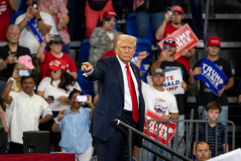 I Have A Scheme: Donald Trump Compares MAGA Rally Crowd Size To Martin Luther King Jr. Speech, Berni