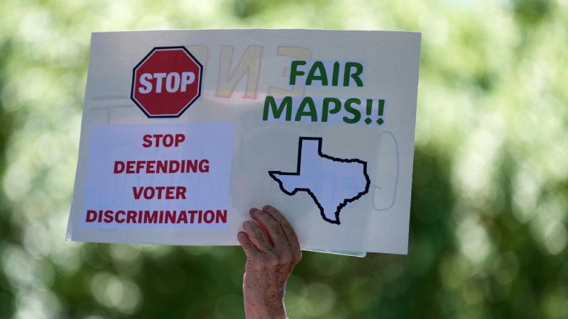 Democratic Group Calls on Blue States to Draw New House Maps