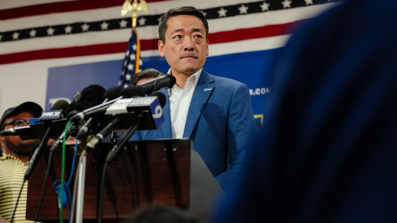 How a Self-Described Wallflower Came to Lead the Texas Democrats' Walkout