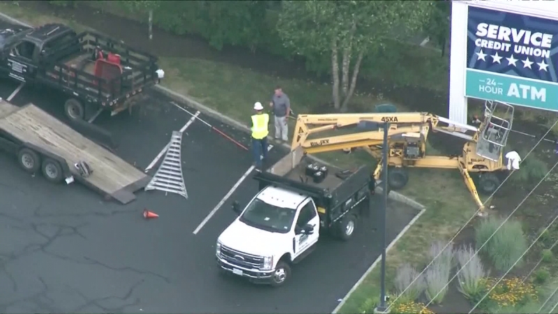 Landscaping company releases statement after worker killed, another seriously injured in Salem