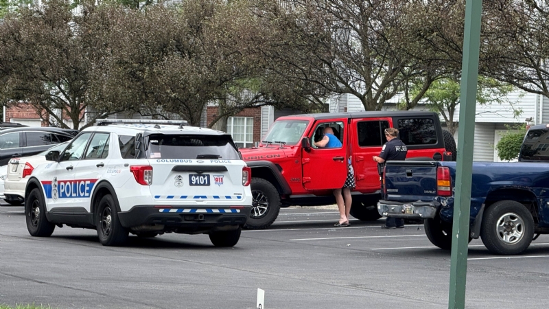 "The craziest thing ever": dozens of vehicles broken into at Columbus apartment complex