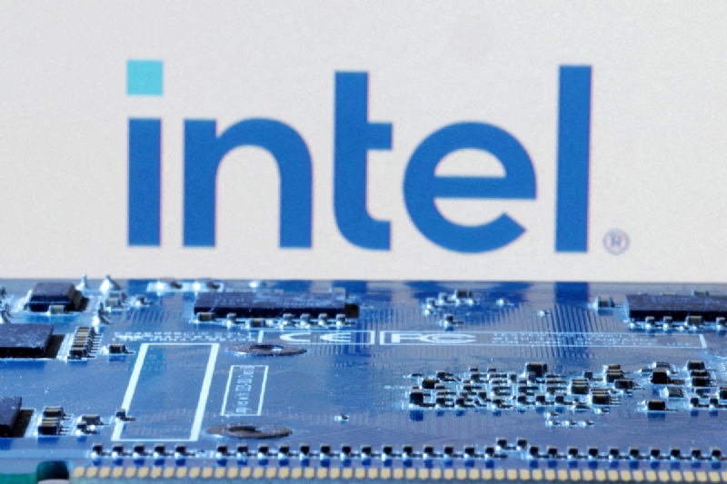 Trump says Intel will give US government a 10% stake in its business