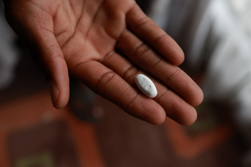 Vulnerable South Africans struggle to find HIV medication after U.S. foreign aid cuts