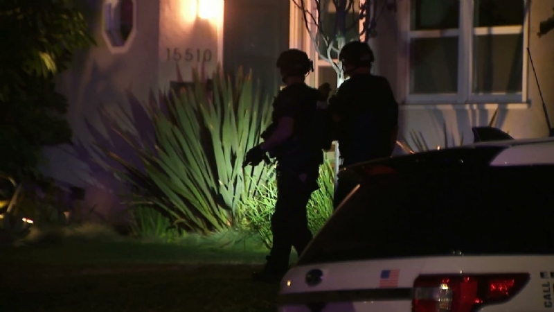 Burglary crew suspected in nearly 100 Los Angeles break-ins arrested