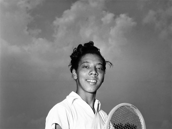 U.S. Open honors Althea Gibson for breaking the color barrier in tennis 75 years ago