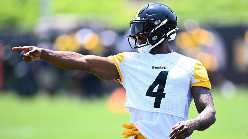 Fantasy football rankings 2025: Top sleepers by NFL model that projected James Cook's huge season