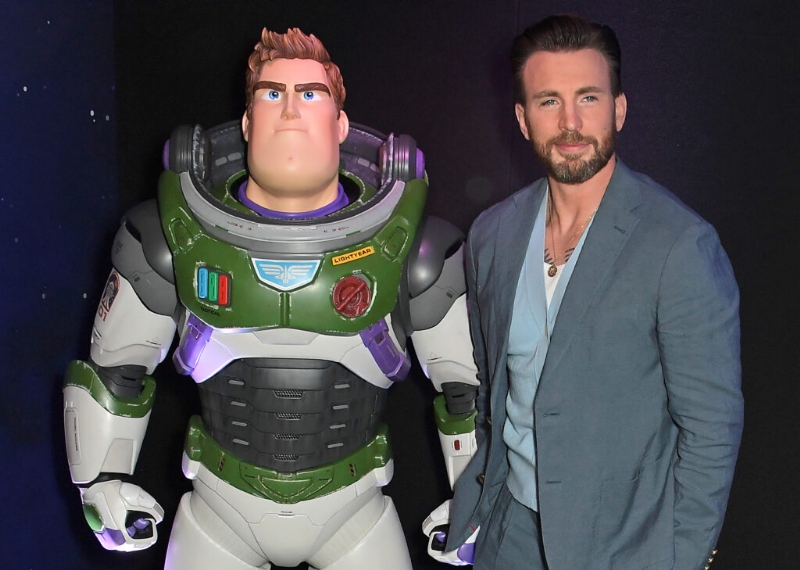 Chris Evans Net Worth 2023: What Is The Movie Star Worth?