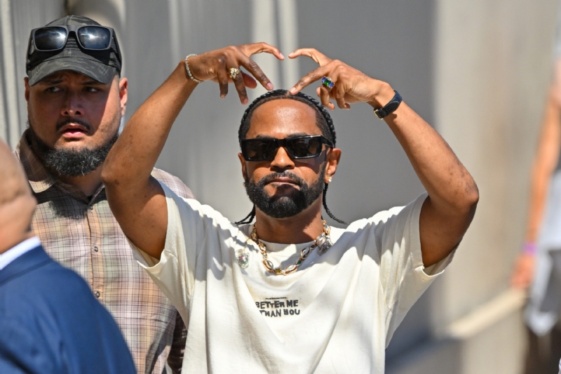 Big Sean Clarifies His Alleged Diss Toward Lil Yachty On "Better Me Than You"