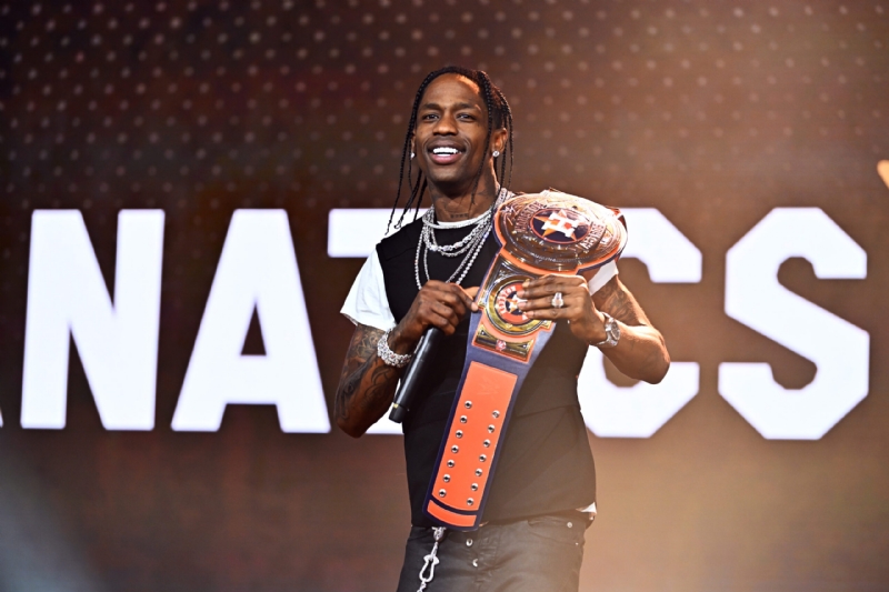 Travis Scott Is "Back In Album Mode"