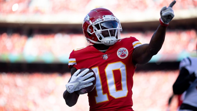 NFL Mock Trade: Tyreek Hill May Return to the Kansas City Chiefs