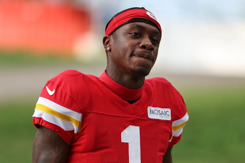 NFL injury tracker: Latest injury news, fantasy implications as Brock Bowers misses practice, Xavier