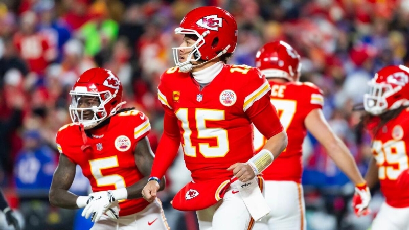 Fantasy Football Rankings, top sleepers, streamers, cheat sheets for NFL Week 2, 2025 in PPR, standa