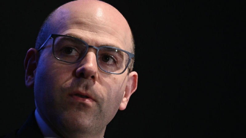 US Senate approves Trump's pick for Federal Reserve board as politics weigh on rate meeting