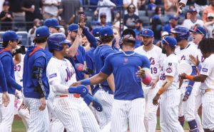 SOURCE SPORTS: Mets Take 2nd Win In A Row, Series Opener vs. Padres 8-3