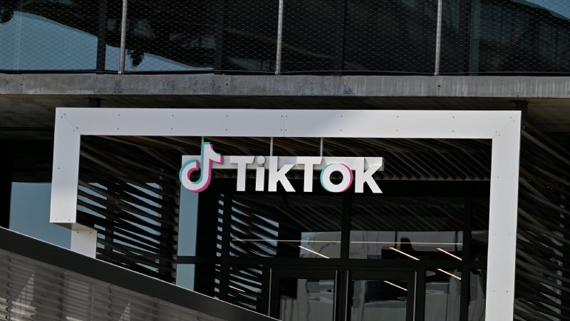 U.S.-Run TikTok to License Algorithm, White House Says