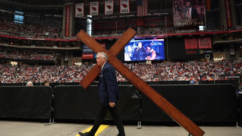 Analysis: The US veers toward Christian nationalism