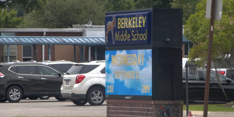 Berkeley County student found with knife at middle school